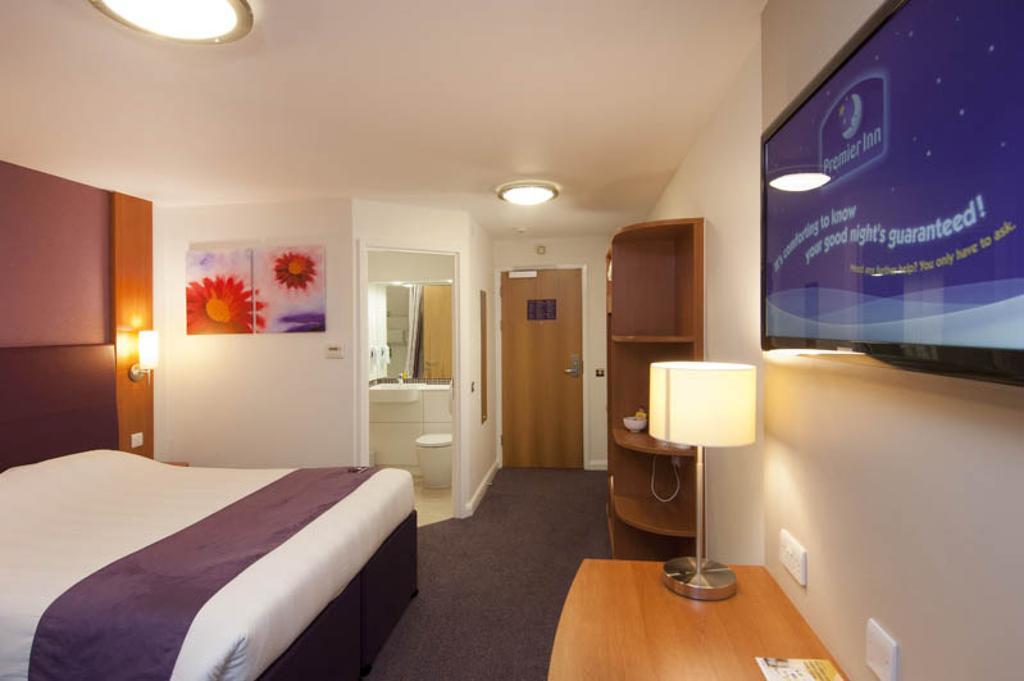 Premier Inn Birmingham City - Waterloo St Exteriör bild