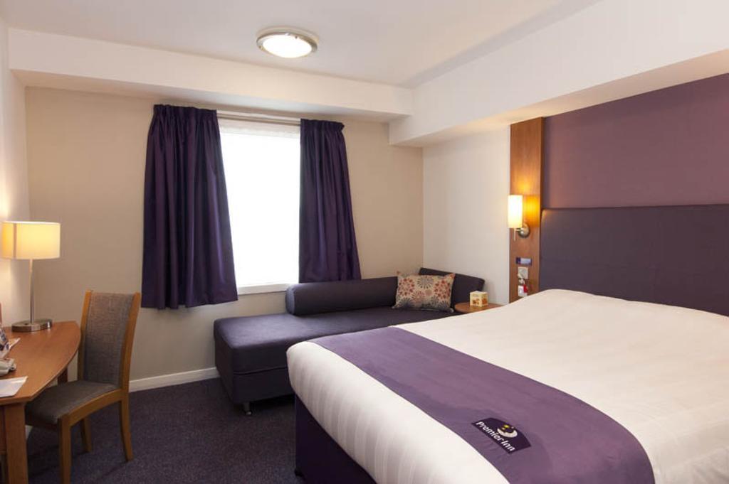 Premier Inn Birmingham City - Waterloo St Rum bild